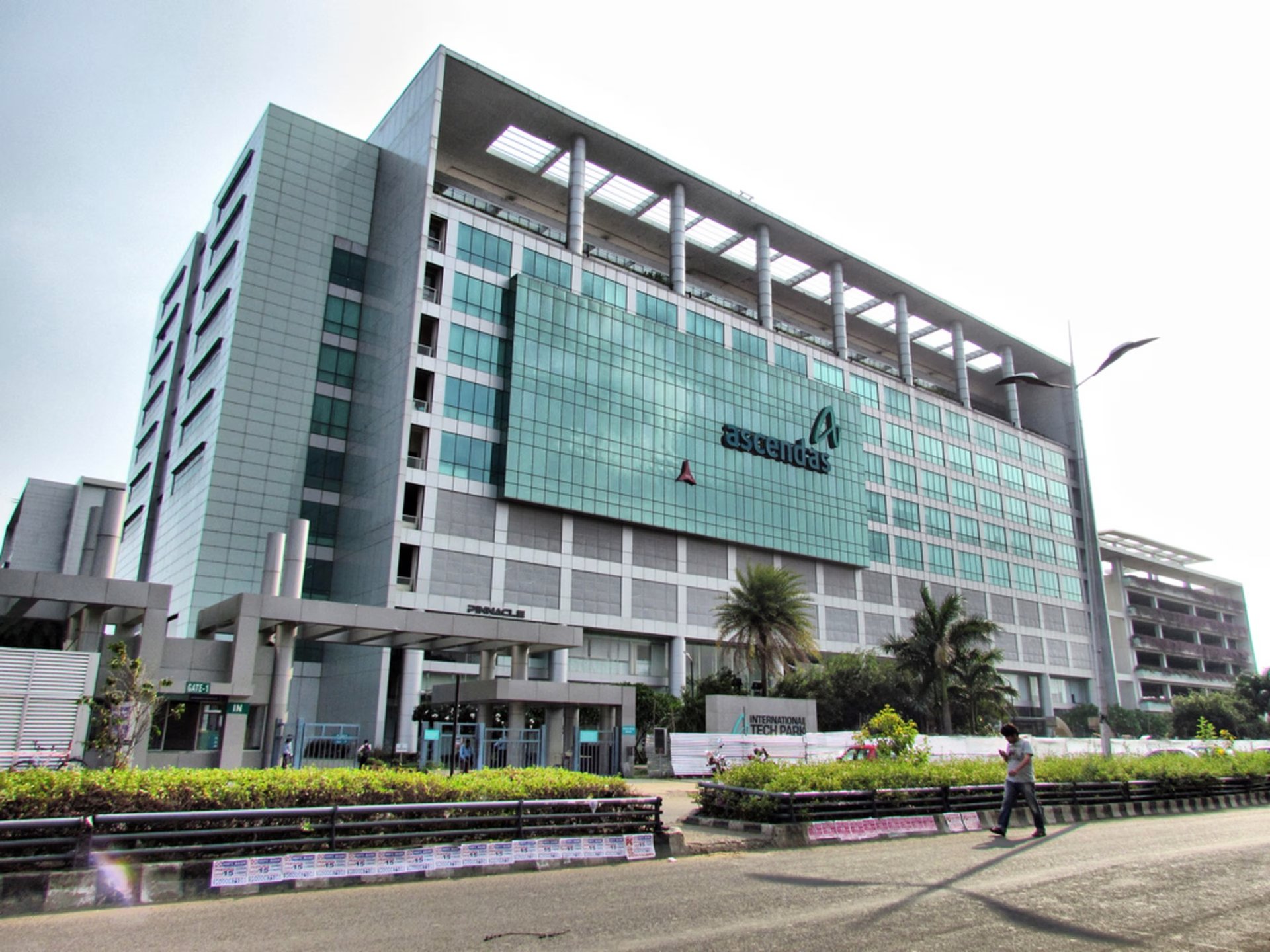 Ascendas IT Park Chennai — facade by Sun Glazing