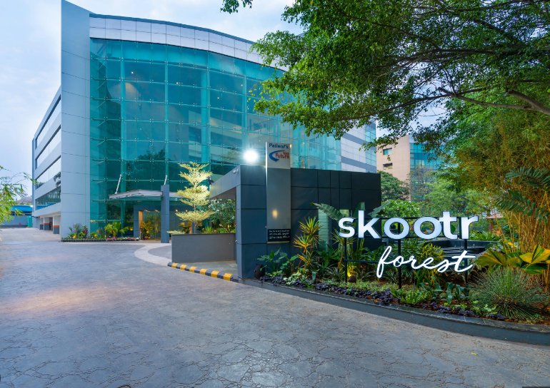 Deloitte (Old Campus) — facade by Sun Glazing