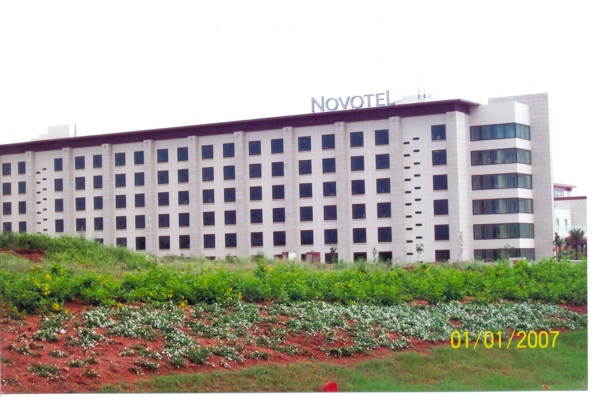 Novotel RGIA — Sun Glazing facade detail