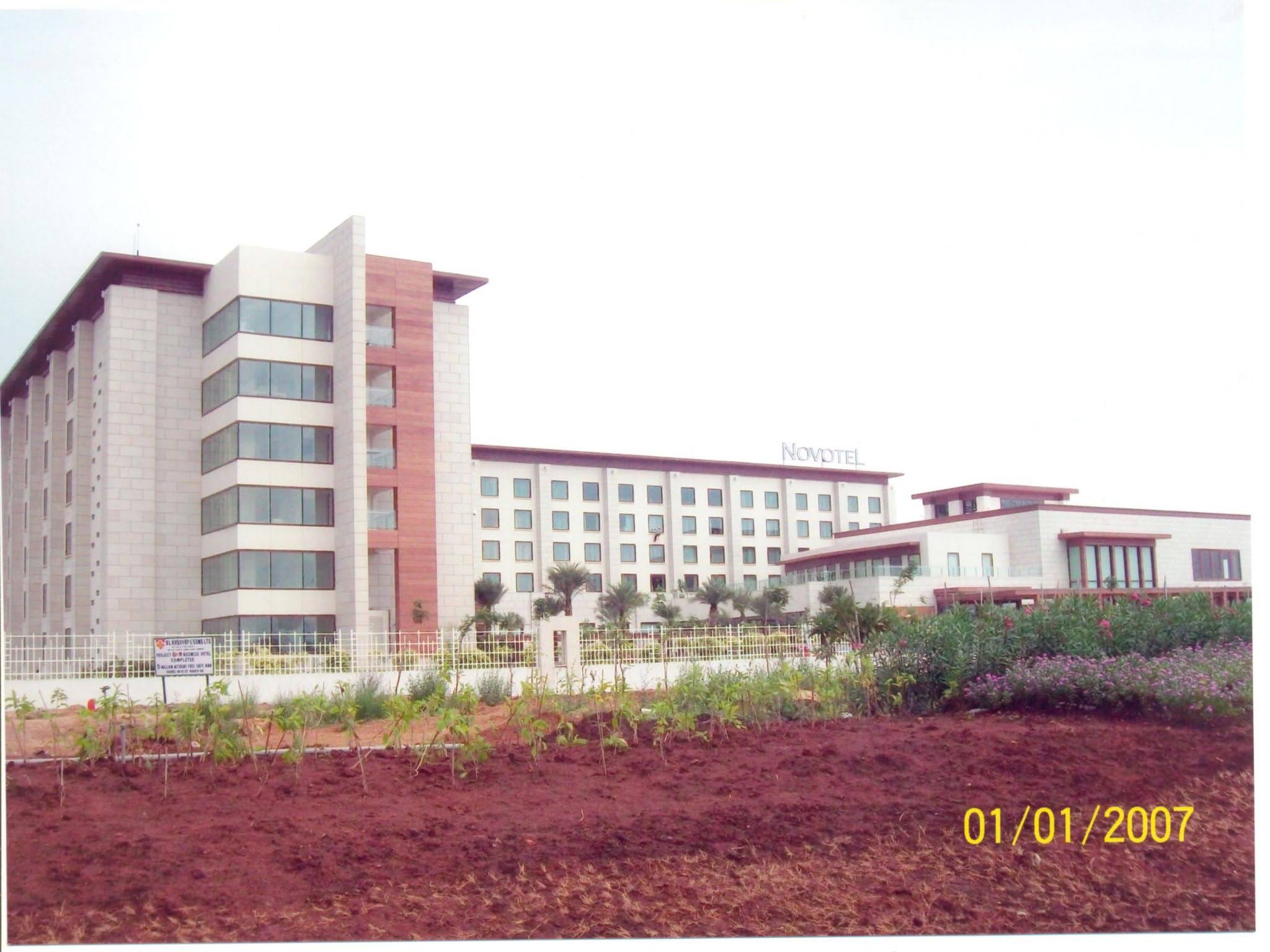Novotel RGIA — facade by Sun Glazing