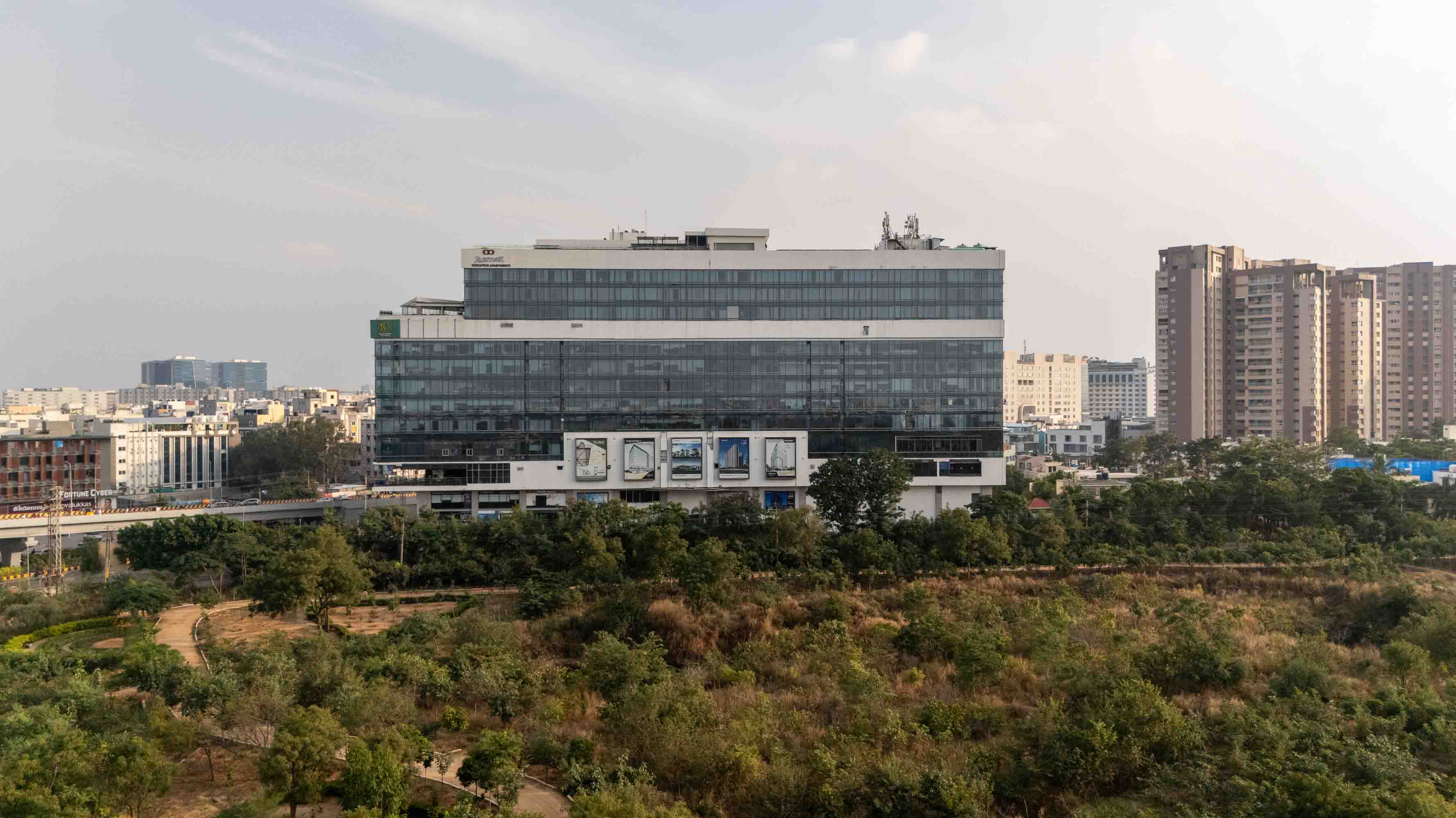 SLN Terminus — facade by Sun Glazing